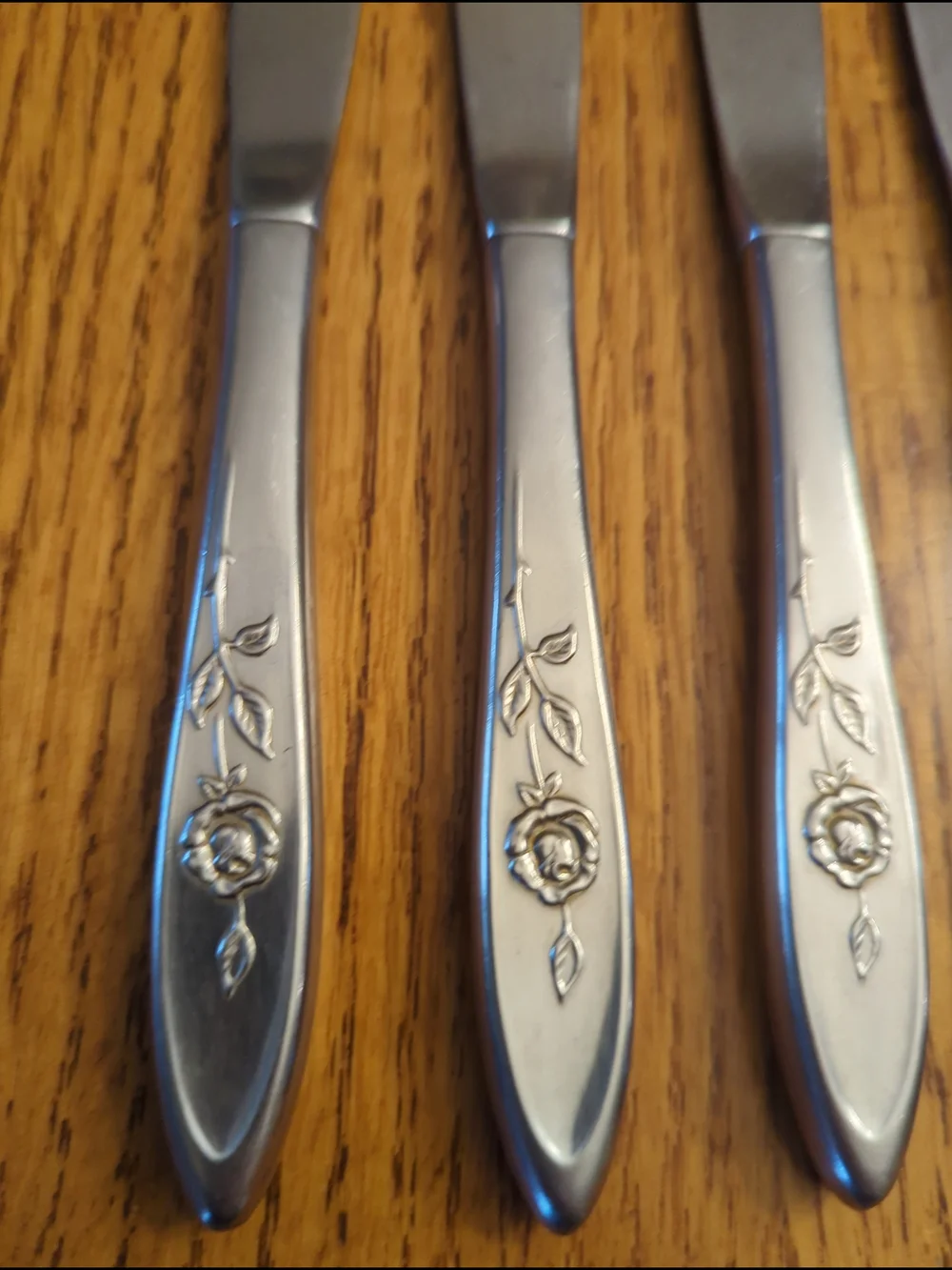 6 Knives  │Oneida │ Modern Hollow Knife │My Rose Pattern │Stainless